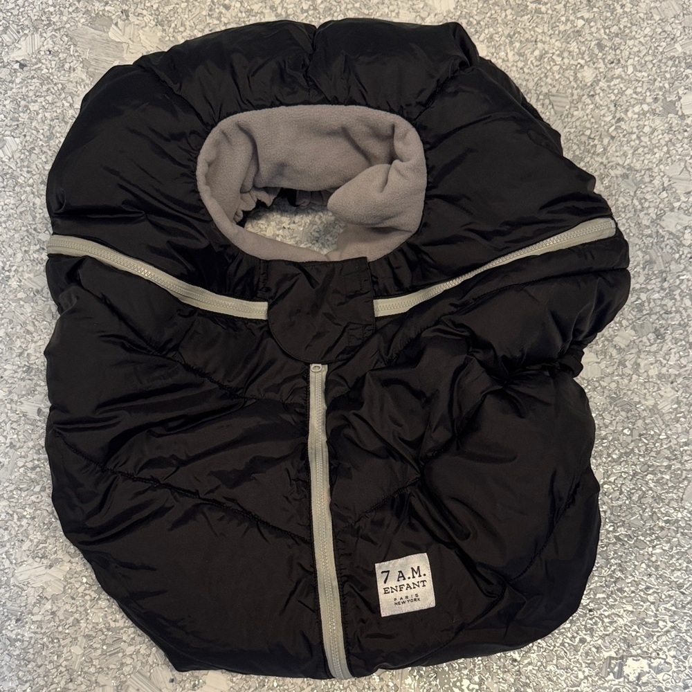 7 A.M. Enfant Black Car Seat Cocoon